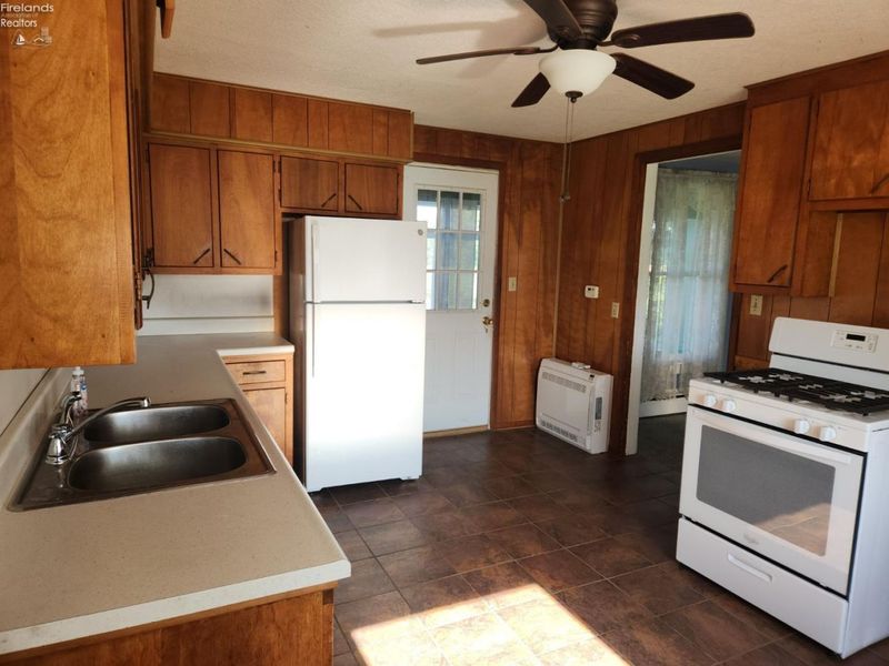 7603 Darrow Road, Huron, OH 44839 Photo 30