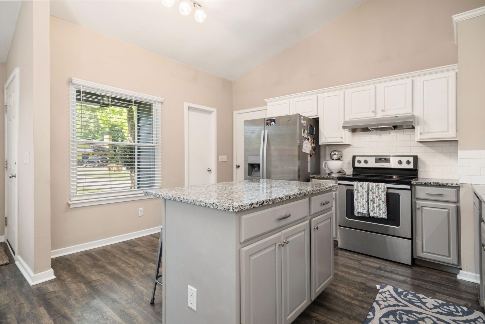 1160 Shoreham Road Photo 5