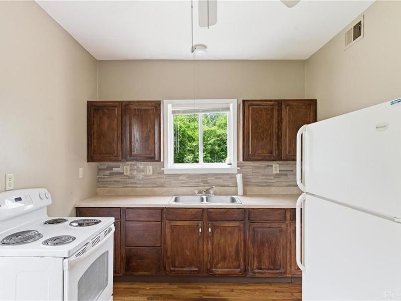 300 Doan Street, Wilmington, OH 45177 Photo 9