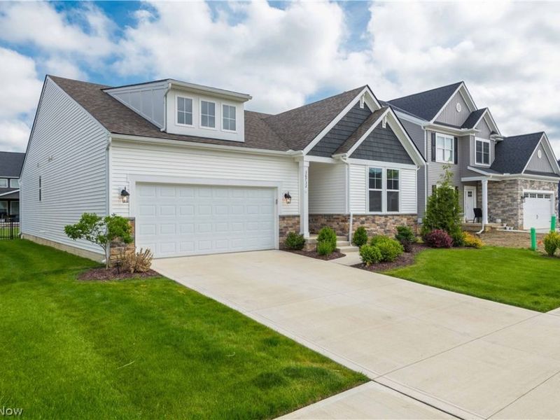 36732 Appian Way , North Ridgeville, OH 44039 Photo 1