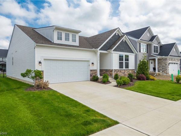 36732 Appian Way, North Ridgeville, OH 44039