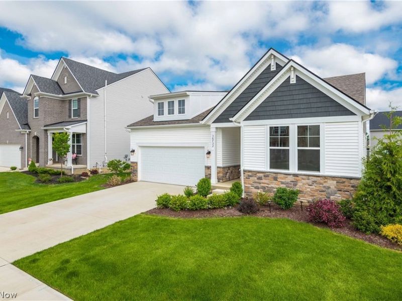 36732 Appian Way , North Ridgeville, OH 44039 Photo 3