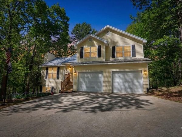 34 Clay Court , Villa Rica, GA 30180