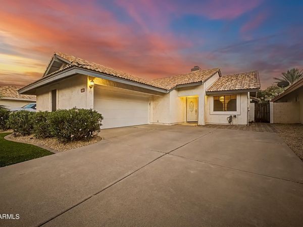 1311 W ELGIN Street, Chandler, AZ 85224