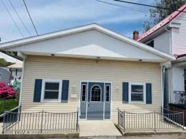 860 WALNUT Street, Kulpmont, PA 17834