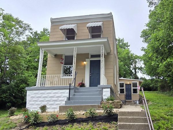 2824 Sterrett Avenue, Cincinnati, OH 45204