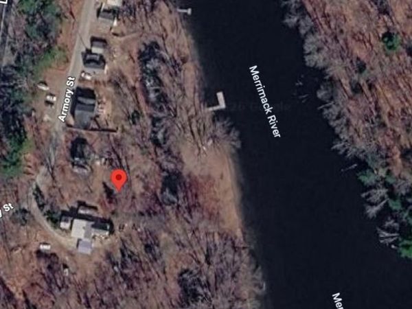 31 Armory St, Methuen, MA 01844