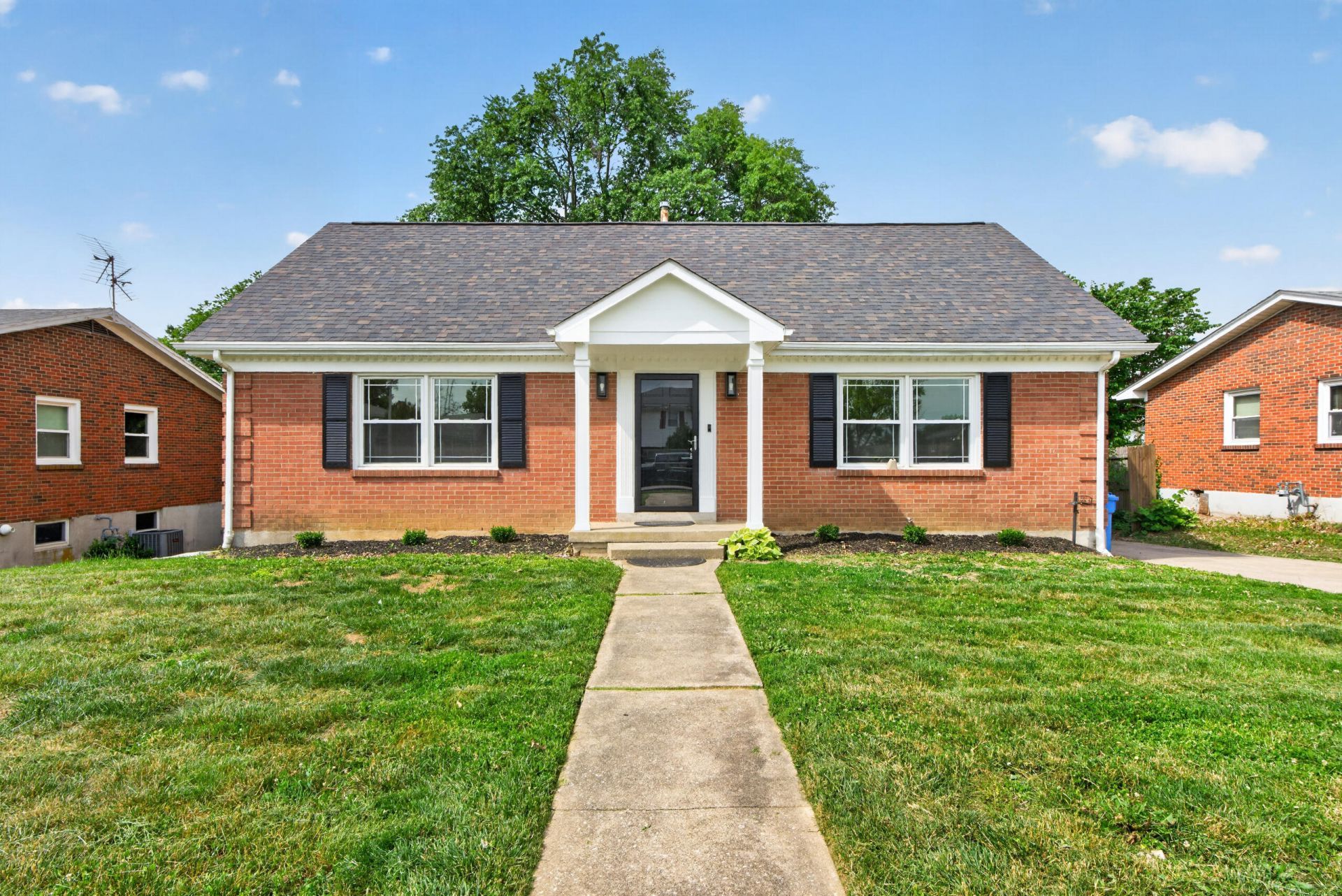 594 Radcliffe Road, Lexington, KY 40505 Main Photo