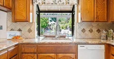 1310 Ridgecrest Way, Roseville, CA 95661 Photo