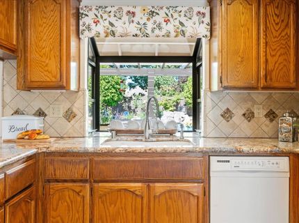 1310 Ridgecrest Way, Roseville, CA 95661 Photo