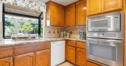 1310 Ridgecrest Way, Roseville, CA 95661 Photo