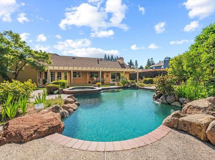 1310 Ridgecrest Way, Roseville, CA 95661 Photo