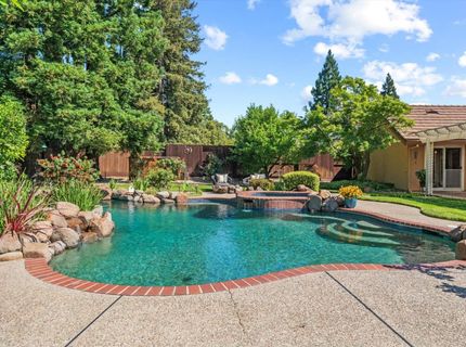 1310 Ridgecrest Way, Roseville, CA 95661 Photo
