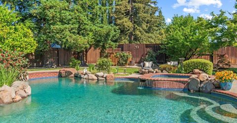 1310 Ridgecrest Way, Roseville, CA 95661 Photo