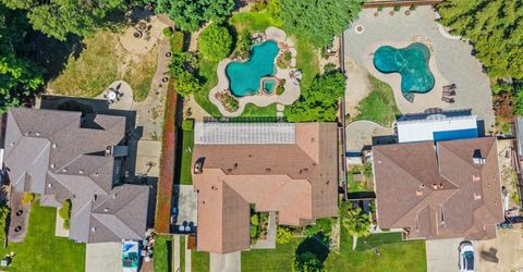 1310 Ridgecrest Way, Roseville, CA 95661 Photo