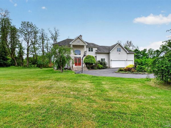 12 Loosestrife Drive, Hopewell Junction, NY 12533