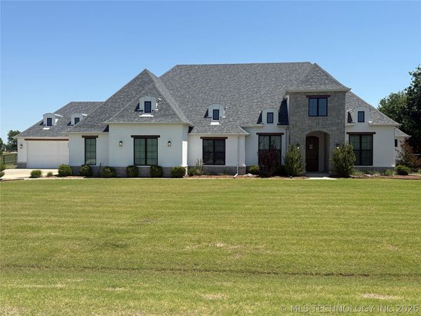 16981 S 31st East Avenue , Mounds, OK 74047