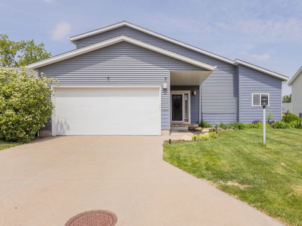 4630 W 13th Street, Davenport, IA 52804