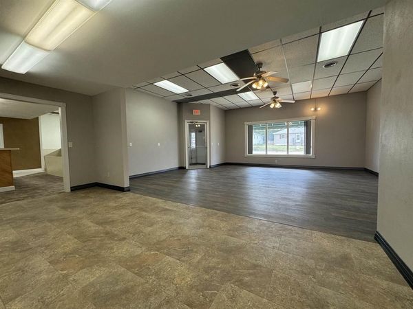 31 N Walker Way, Sun Prairie, WI 53590