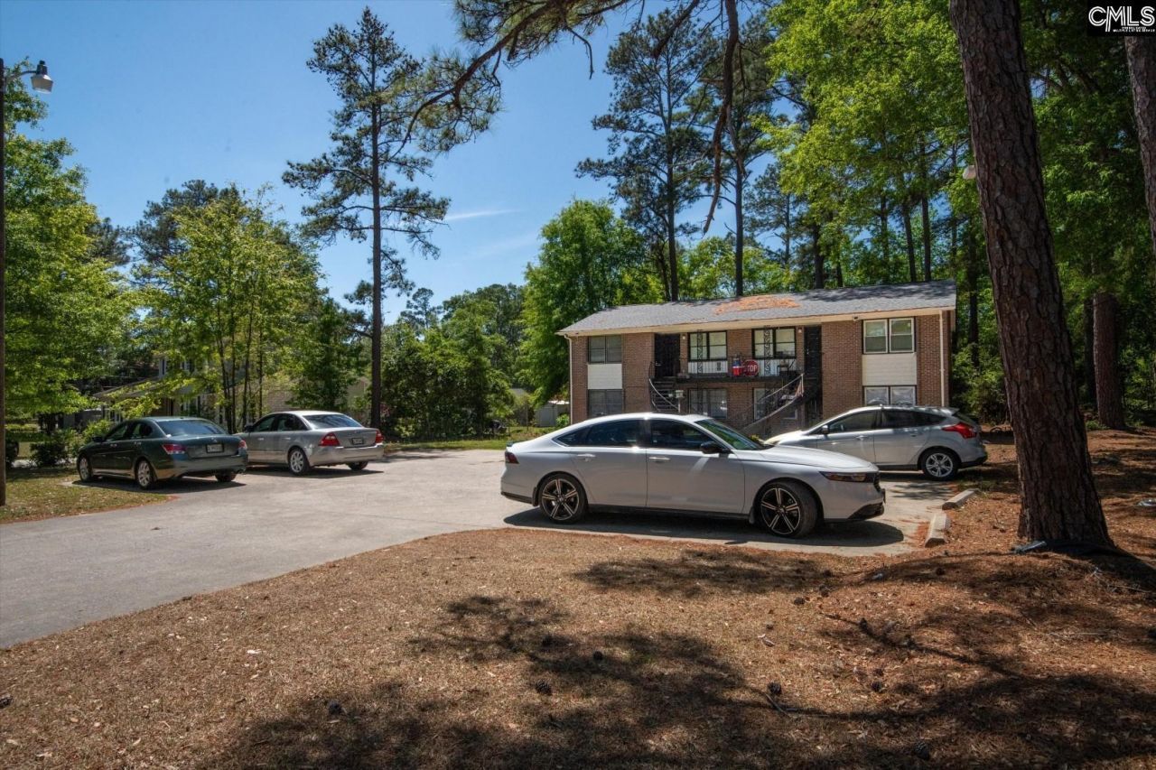 215 Windsor Point Road  Photo 6