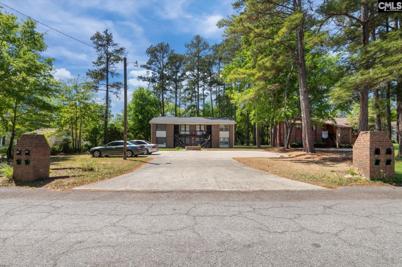 215 Windsor Point Road  Photo 8
