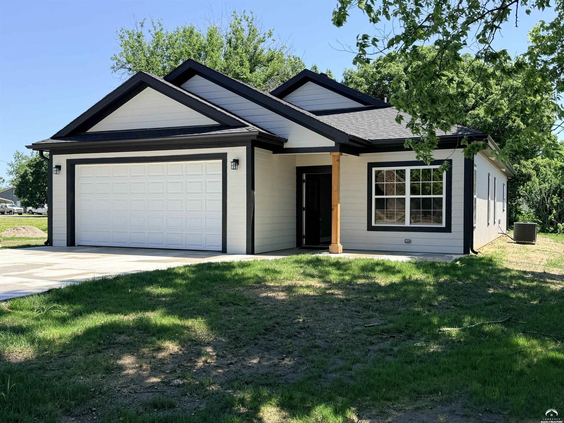 210 Park, Linwood, KS 66052 Main Photo