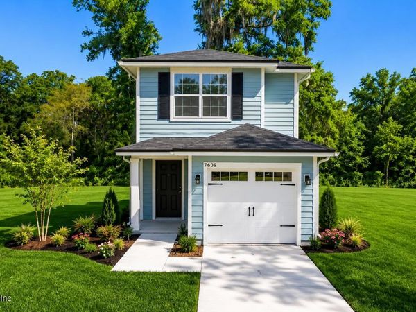 1301 PANGOLA Drive, Jacksonville, FL 32205