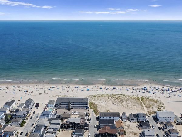 14 Atlantic Avenue, Unit 8, Hampton, NH 03842
