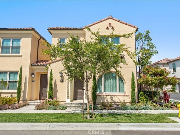 152 Sunnyside, Irvine, CA 92618