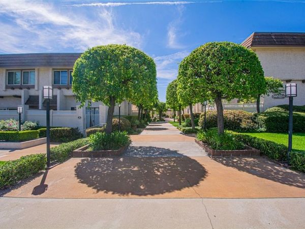 848 W Huntington Drive, Unit 28, Arcadia, CA 91007