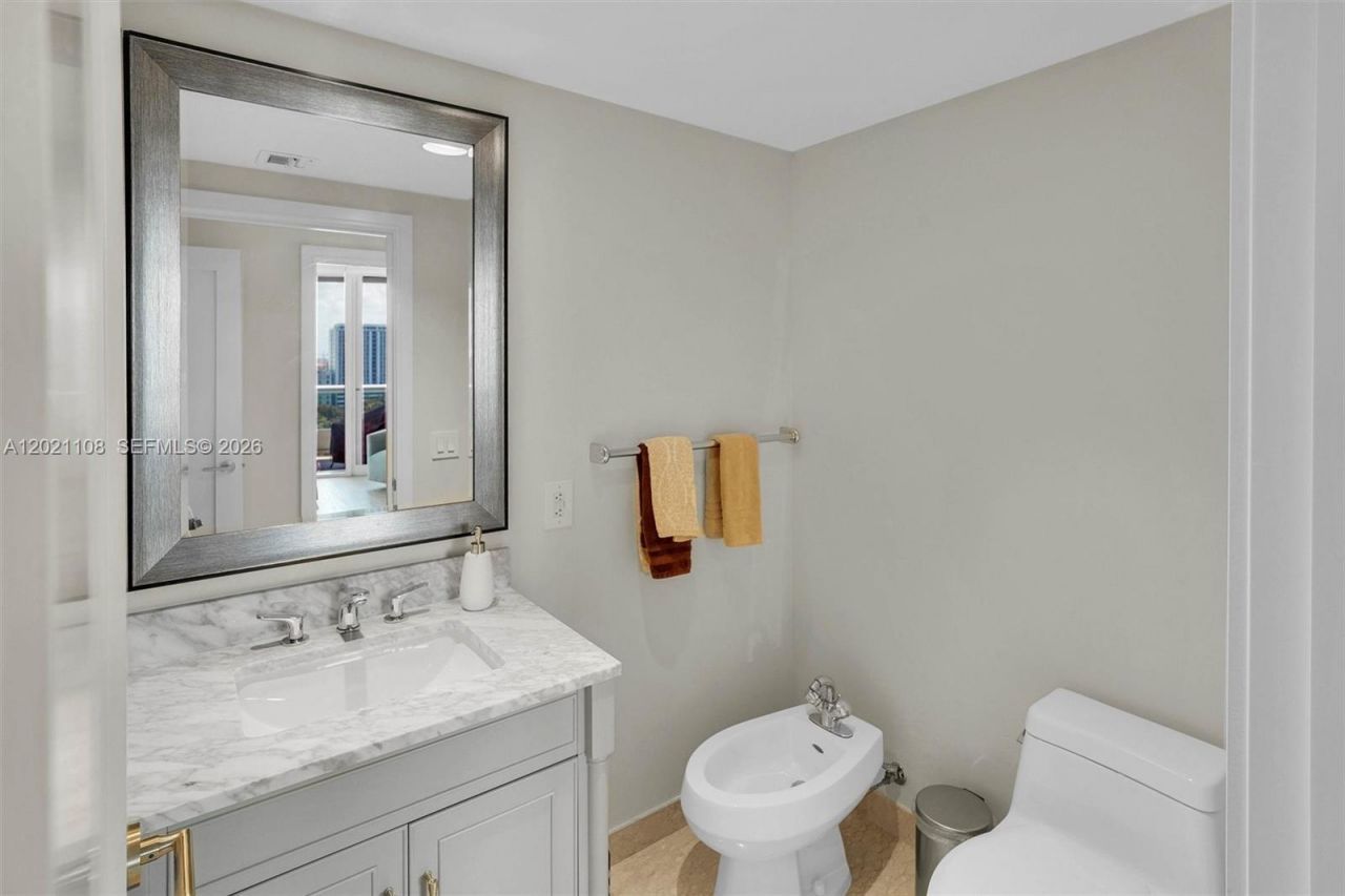 1643 Brickell Ave , Unit 1602, Miami, FL 33129 Photo