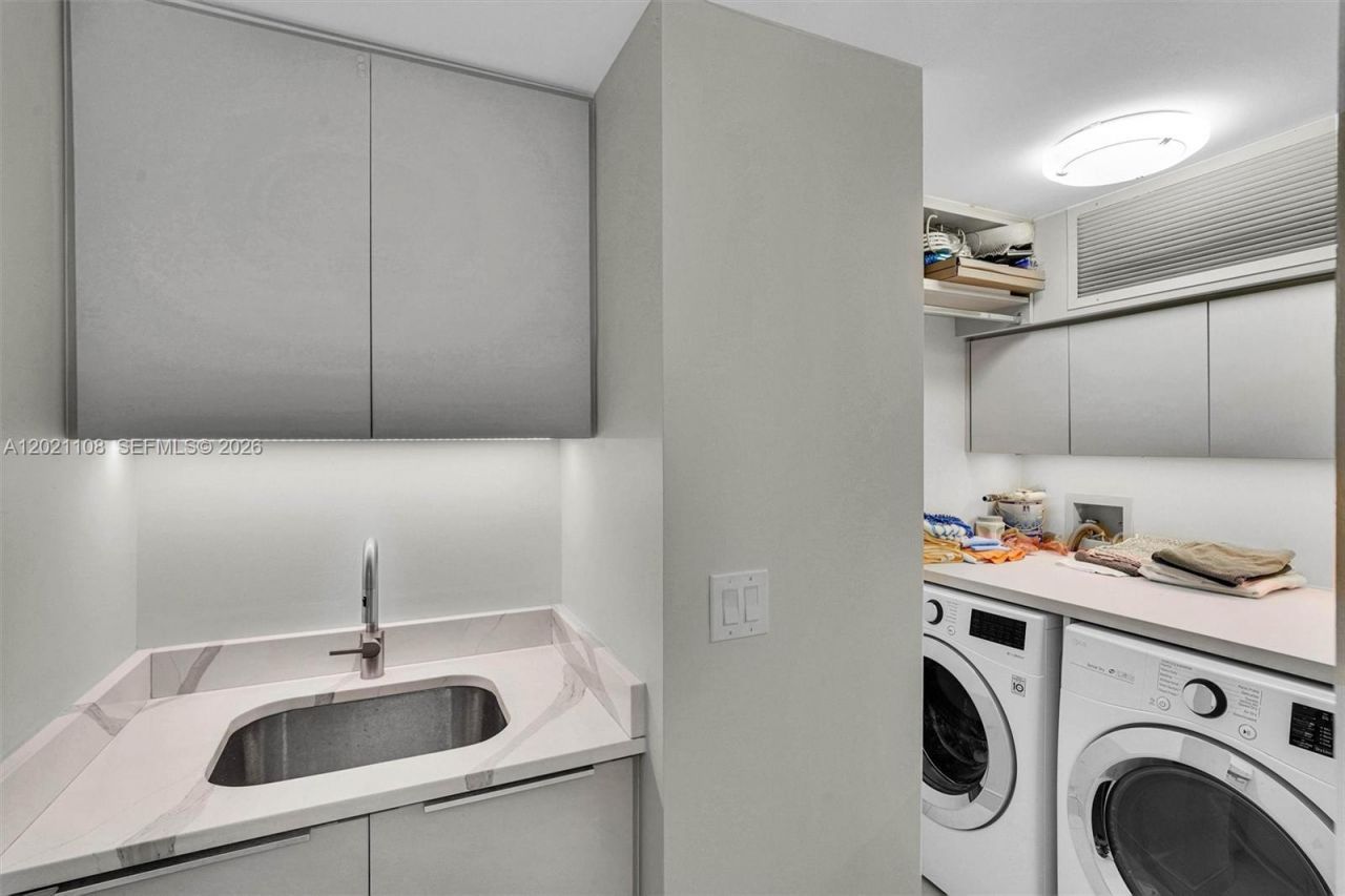 1643 Brickell Ave , Unit 1602, Miami, FL 33129 Photo