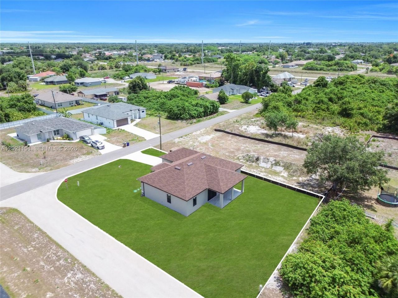 3115 2nd St SW , Lehigh Acres, FL 33976 Photo