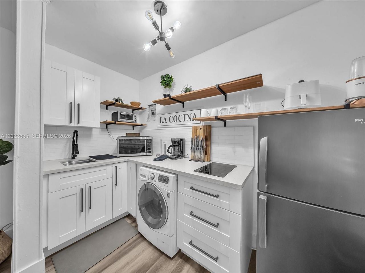 1109 NE 16th Ter, Fort Lauderdale, FL 33304 Photo