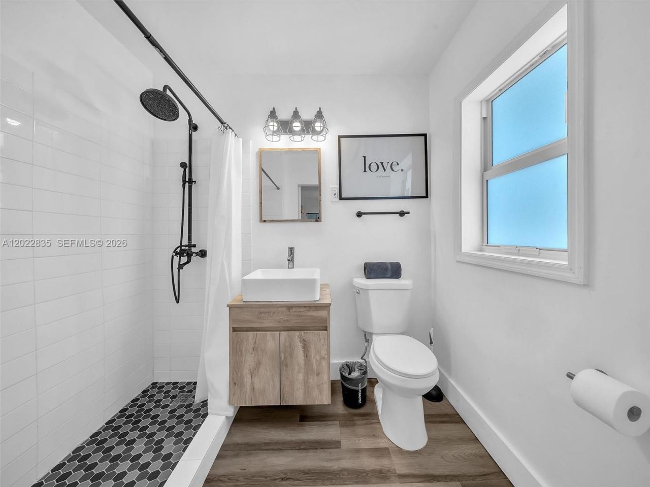 1109 NE 16th Ter, Fort Lauderdale, FL 33304 Photo