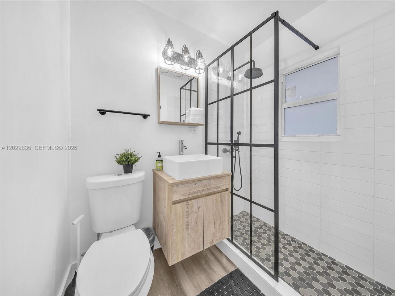 1109 NE 16th Ter, Fort Lauderdale, FL 33304 Photo
