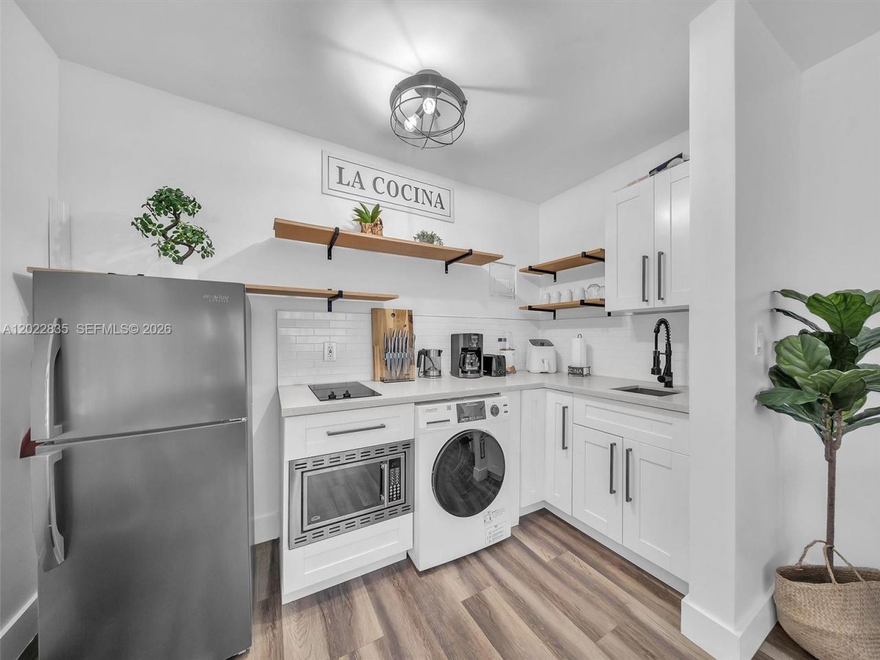 1109 NE 16th Ter, Fort Lauderdale, FL 33304 Photo