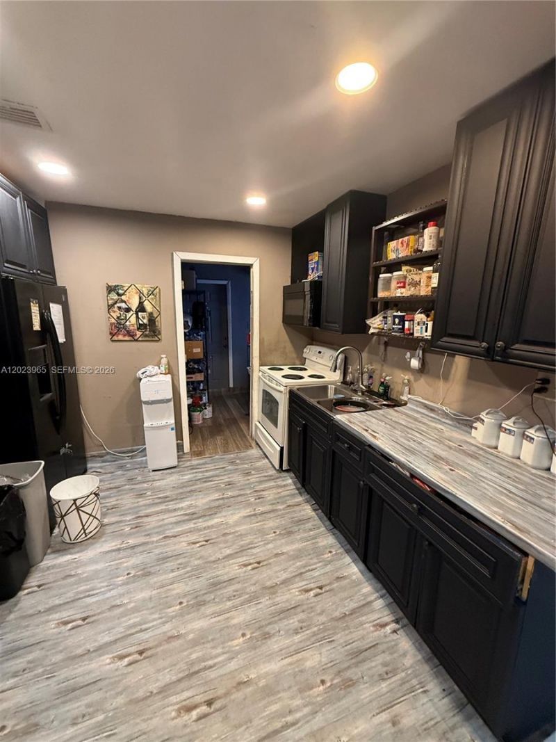 2490 NW 12th Ct , Pompano Beach, FL 33069 Photo