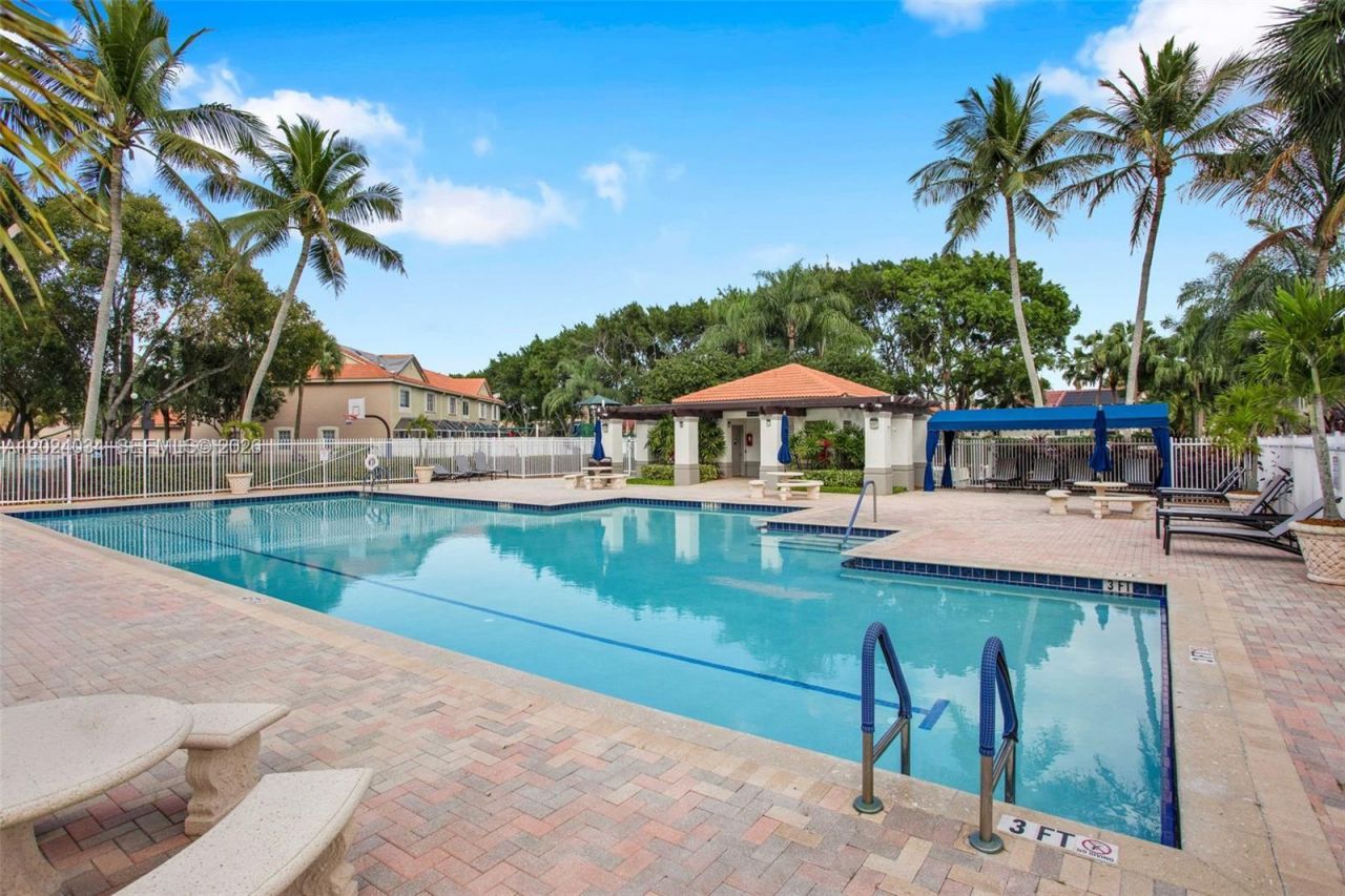 850 Sorrento Dr , Weston, FL 33326 Photo