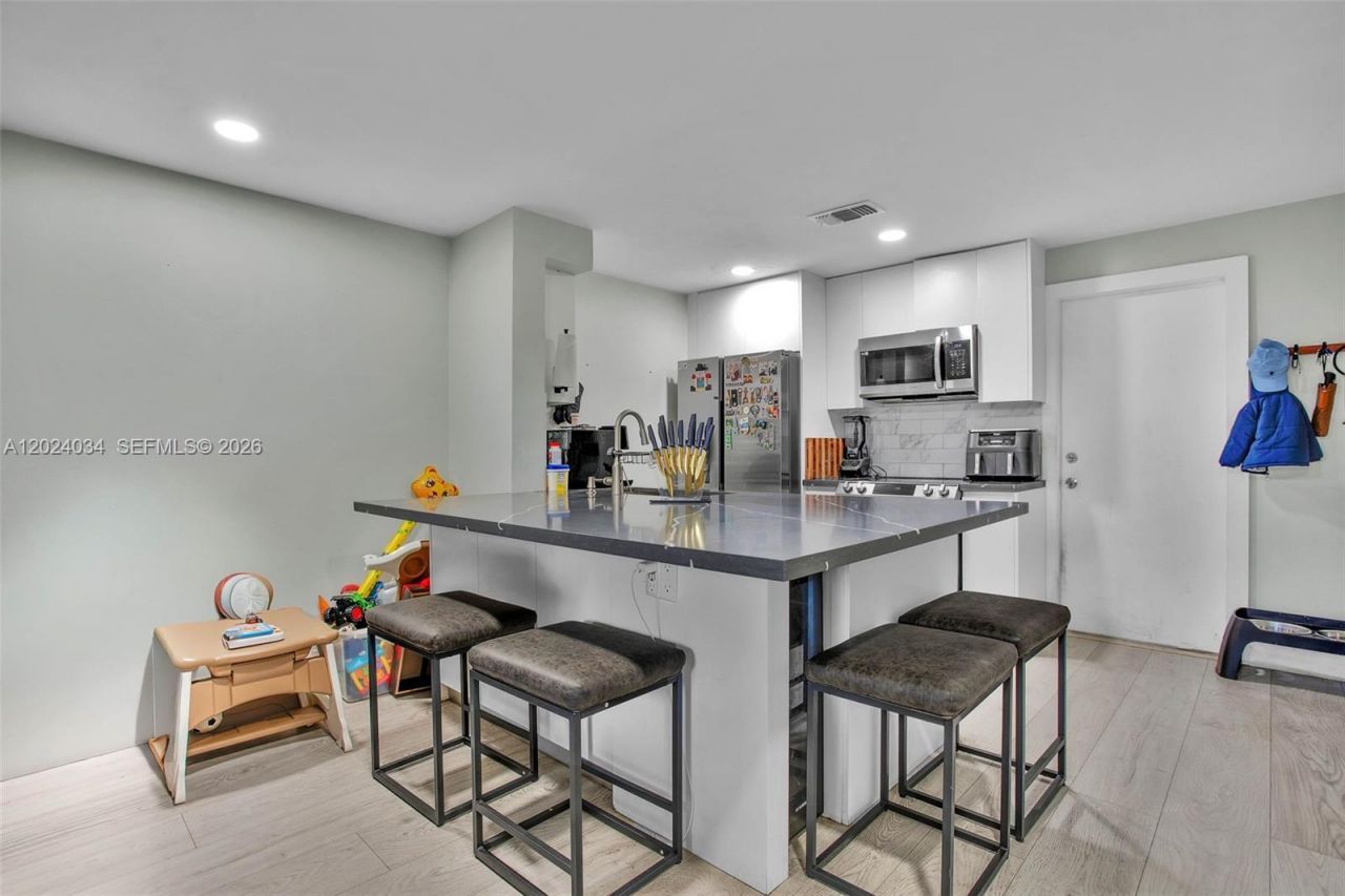 850 Sorrento Dr , Weston, FL 33326 Photo