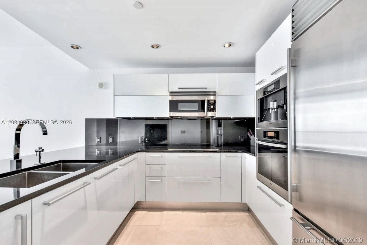 17121 Collins Ave, Unit 1503, Sunny Isles Beach, FL 33160 Photo