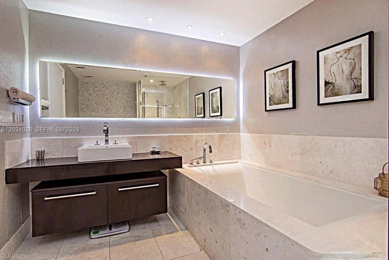 17121 Collins Ave, Unit 1503, Sunny Isles Beach, FL 33160 Photo