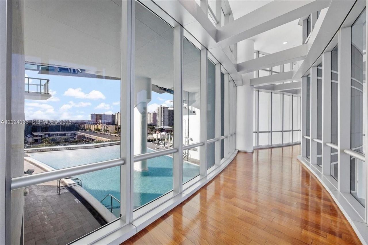 17121 Collins Ave, Unit 1503, Sunny Isles Beach, FL 33160 Photo