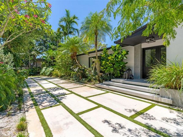 13400 SW 70th Ave , Pinecrest, FL 33156