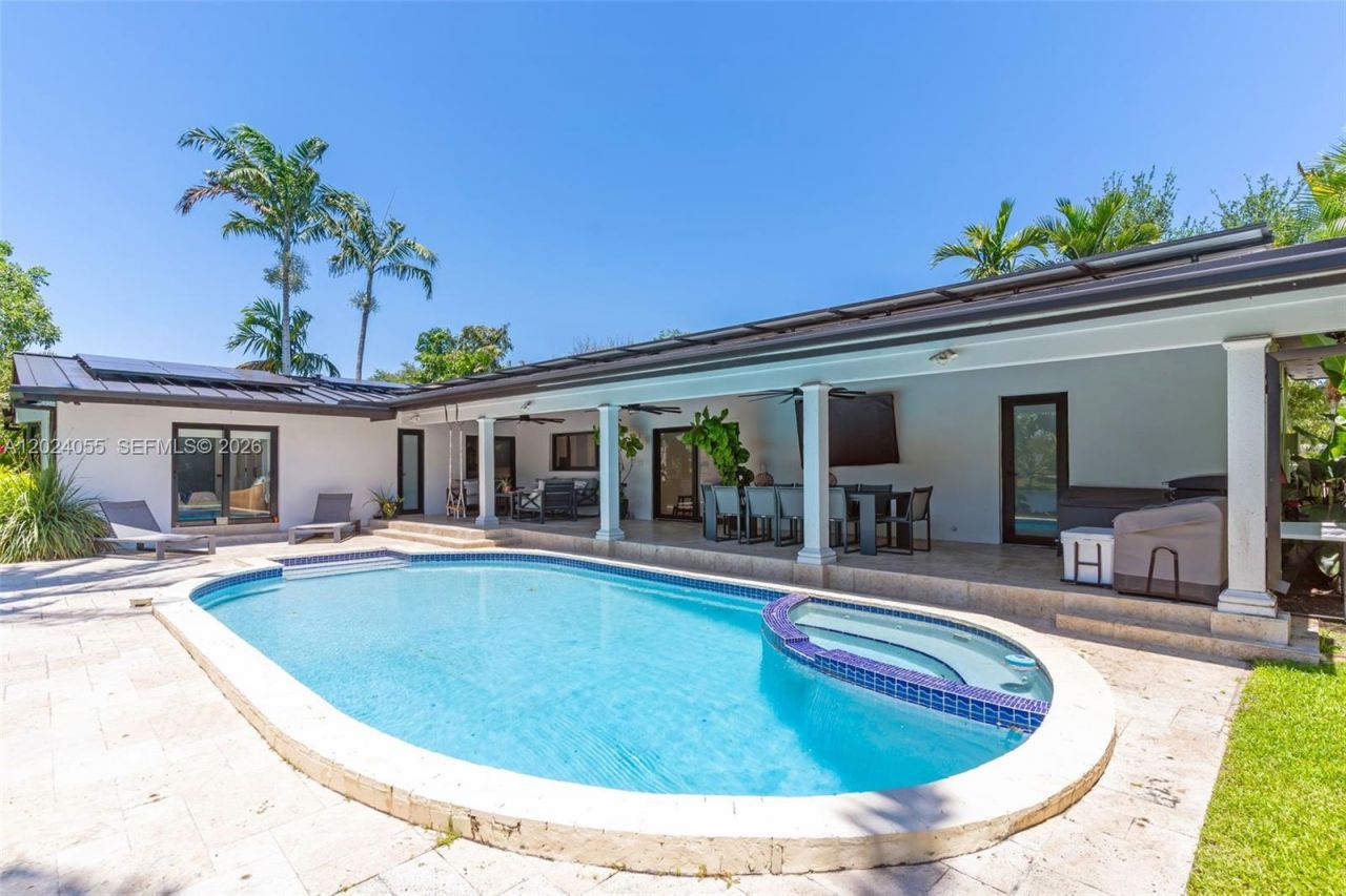 13400 SW 70th Ave, Pinecrest, FL 33156 Photo