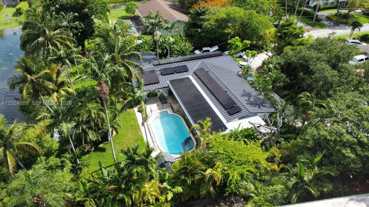13400 SW 70th Ave, Pinecrest, FL 33156 Photo