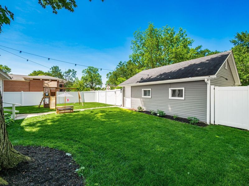 304 E High Street , Ashley, OH 43003 Photo 40
