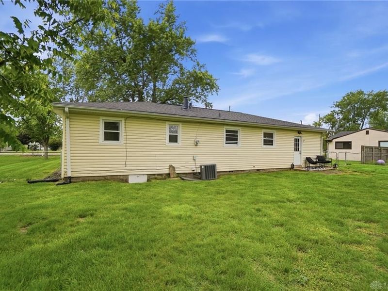 7854 Lowe Drive, Carlisle, OH 45005 Photo 21