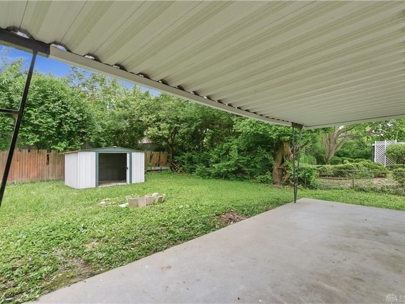 4731 Powell Road, Huber Heights, OH 45424 Photo 21