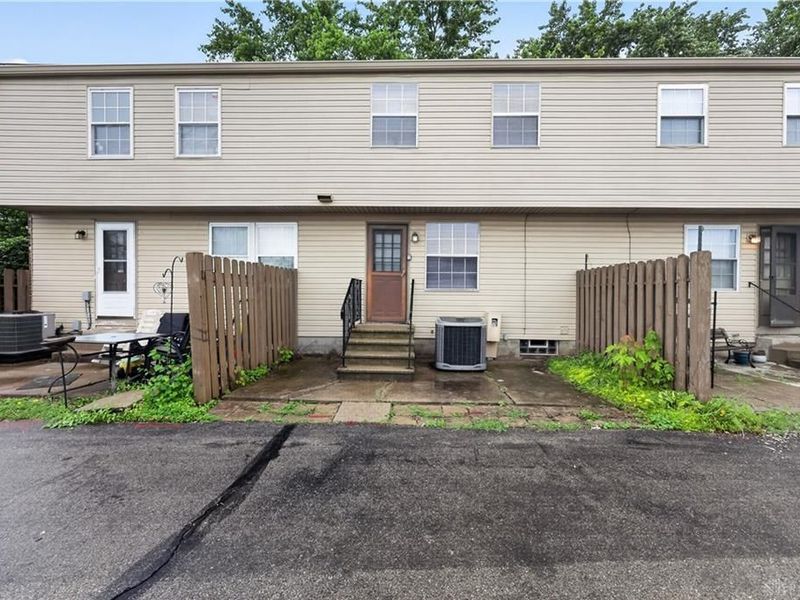107 Marco Lane, Unit 11, Washington Township, OH 45458 Photo 2